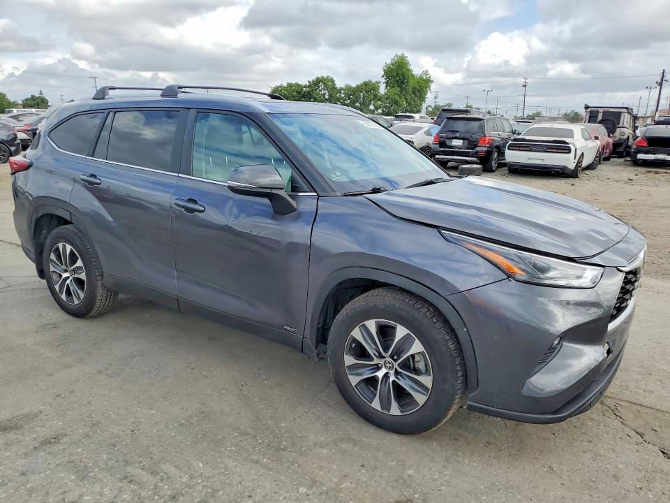 55172066 :رقم المزاد ، 5TDKBRCH1PS566149 vin ، 2023 Toyota Highlander Hybrid مزاد بيع