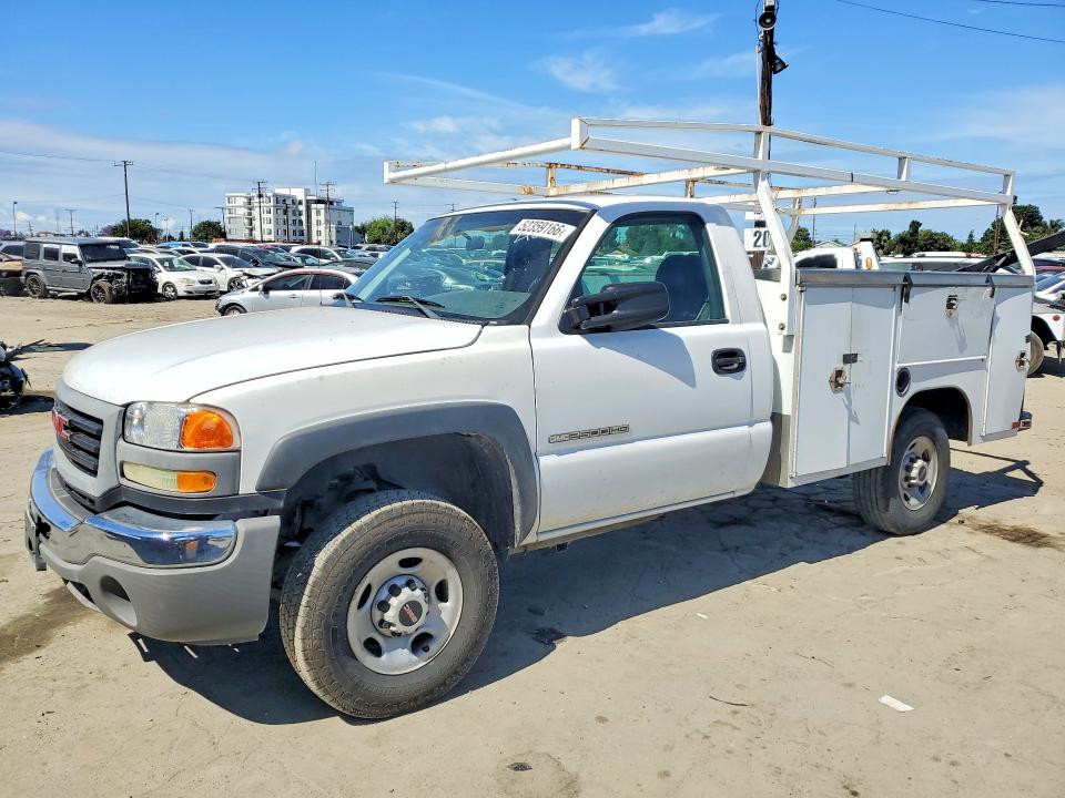 52359166 :رقم المزاد ، 1GDHC24U05E241470 vin ، 2005 Gmc 2500 مزاد بيع
