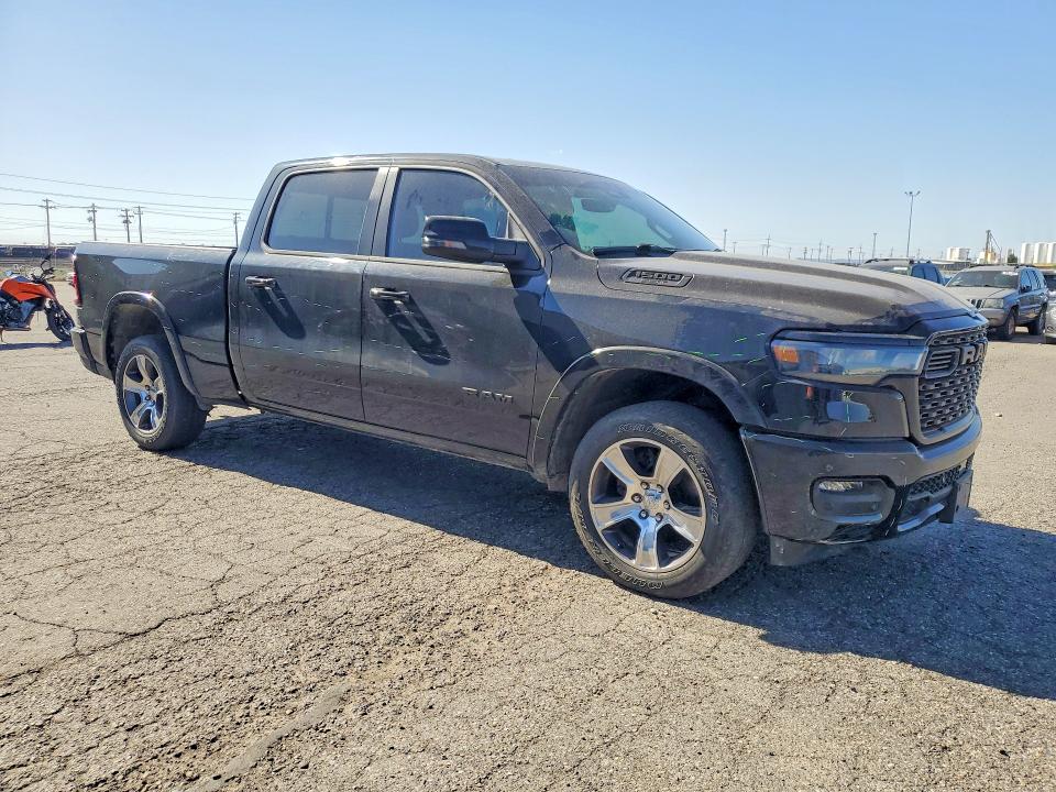 Продаж на аукціоні авто 2025 Ram 1500, vin: 1C6SRFMP4SN546306, номер лоту: 52566376