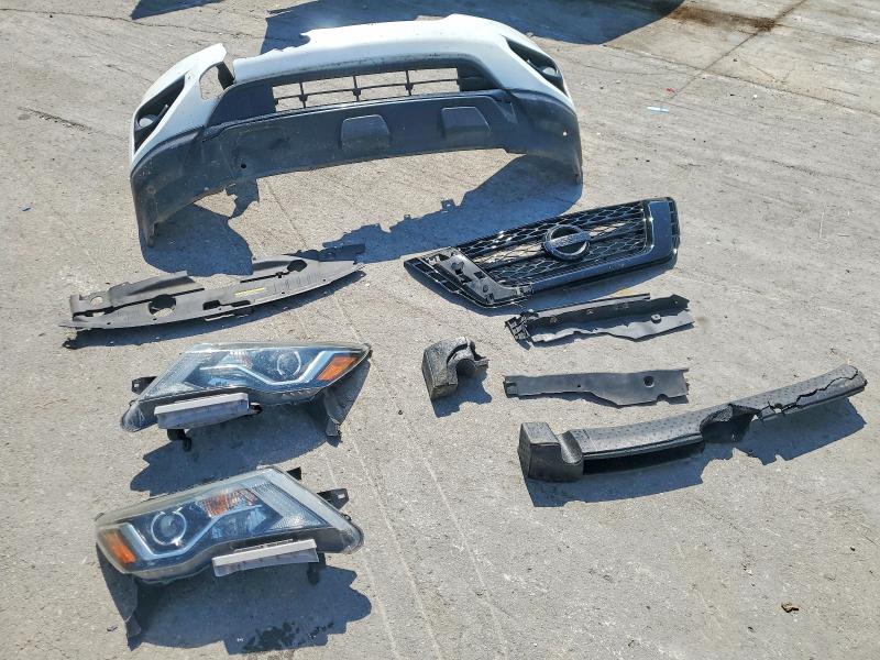 53939166 :رقم المزاد ، 5N1DR2MM9KC626448 vin ، 2019 Nissan Pathfinder مزاد بيع