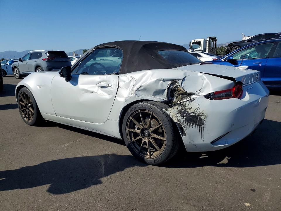 52751866 :رقم المزاد ، JM1NDAD75J0202261 vin ، 2018 Mazda Mx-5 Miata مزاد بيع
