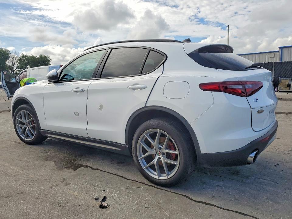 Продаж на аукціоні авто 2018 Alfa Romeo Stelvio, vin: ZASFAKNN0J7B82368, номер лоту: 55376396