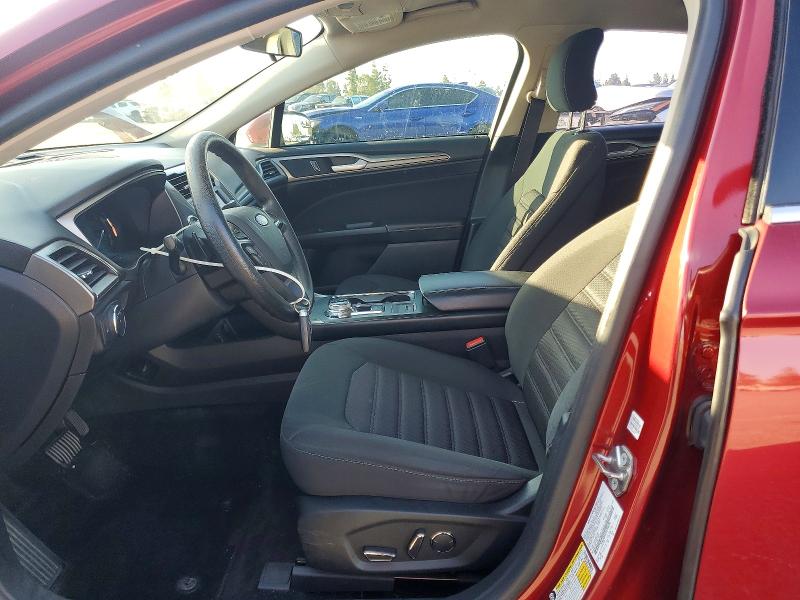 52737546 :رقم المزاد ، 3FA6P0HD7JR186026 vin ، 2018 Ford Fusion مزاد بيع