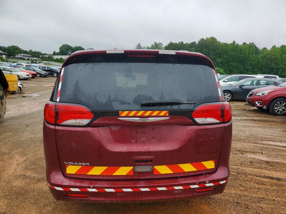 54611356 :رقم المزاد ، 2C4RC1DGXMR551320 vin ، 2021 Chrysler Voyager مزاد بيع