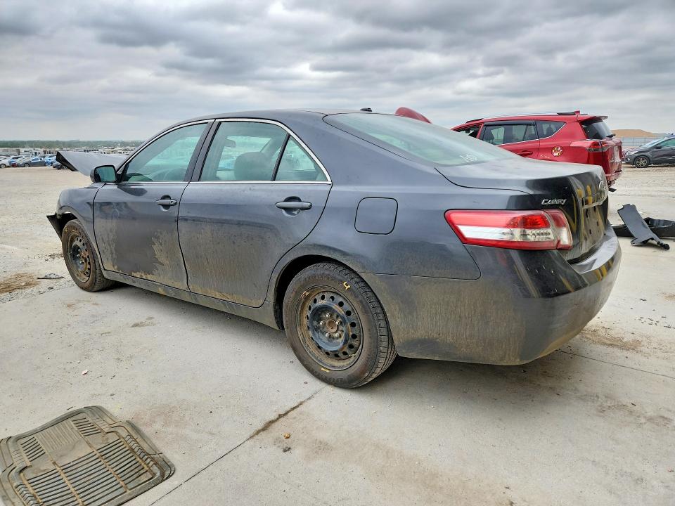 2011 Toyota Camry მანქანა იყიდება აუქციონზე, vin: 4T1BF3EK7BU131842, აუქციონის ნომერი: 54454086