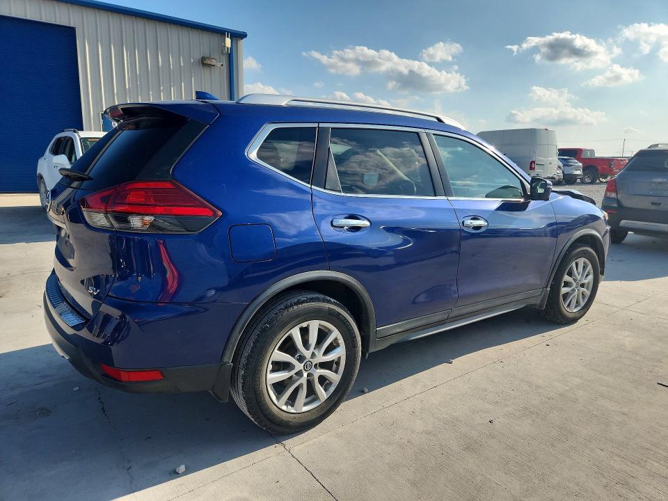 54761756 :رقم المزاد ، KNMAT2MT0HP509066 vin ، 2017 Nissan Rogue مزاد بيع