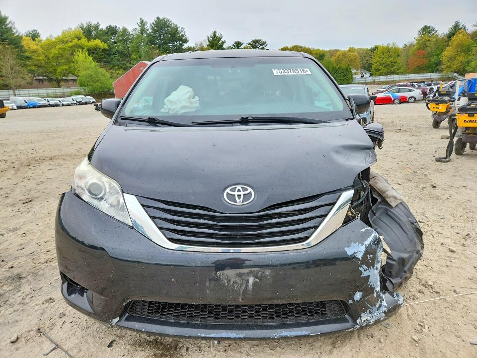 Продажа на аукционе авто 2017 Toyota Sienna, vin: 5TDKZ3DC9HS797832, номер лота: 53378516