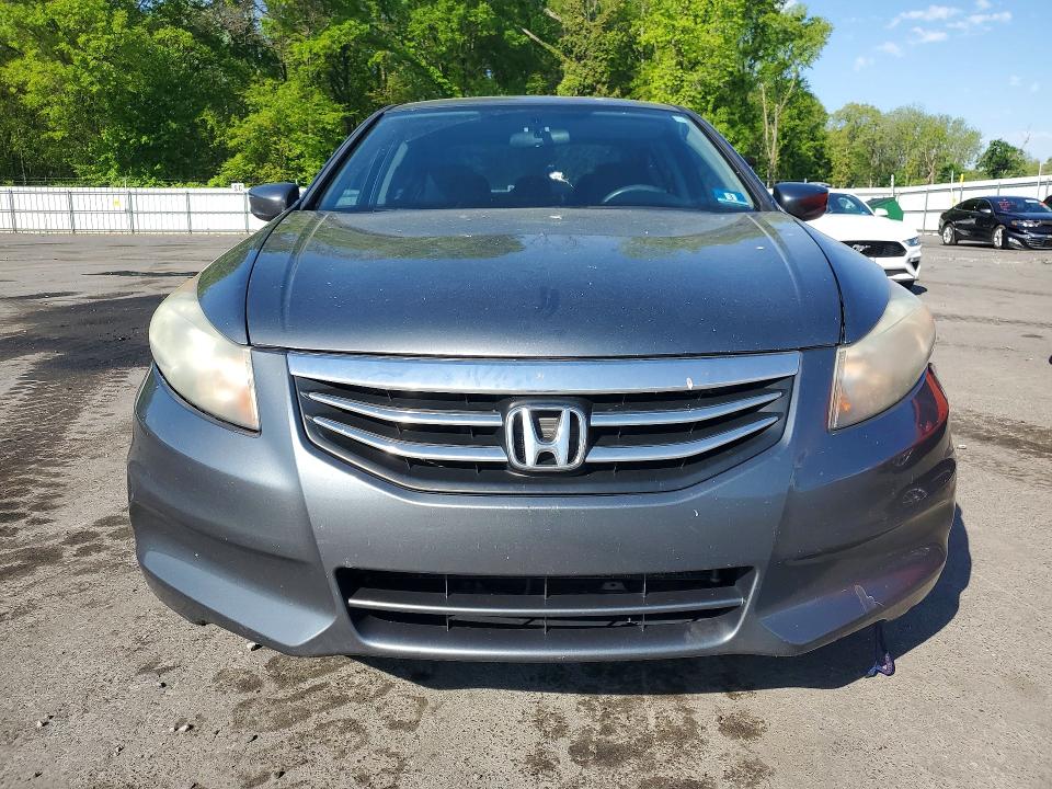 52477966 :رقم المزاد ، 1HGCP2F38CA232433 vin ، 2012 Honda Accord مزاد بيع