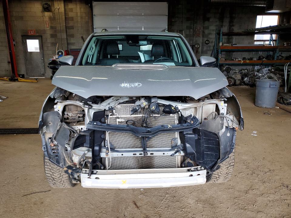 Продажа на аукционе авто 2021 Toyota 4runner, vin: JTERU5JR3M5948628, номер лота: 51584736