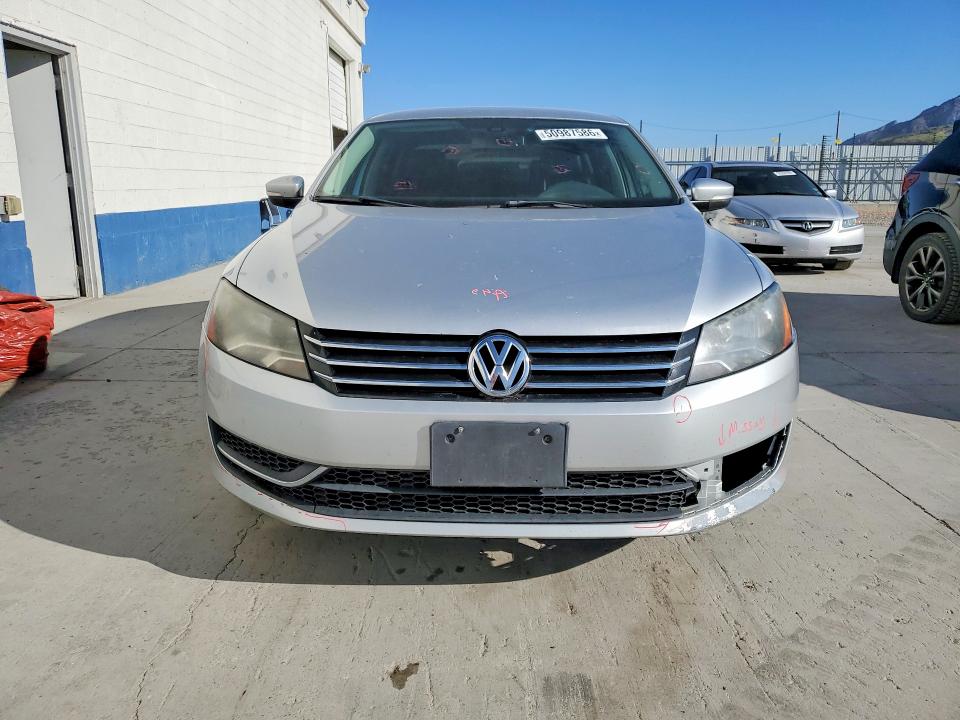50987586 :رقم المزاد ، 1VWBT7A34EC092668 vin ، 2014 Volkswagen Passat مزاد بيع