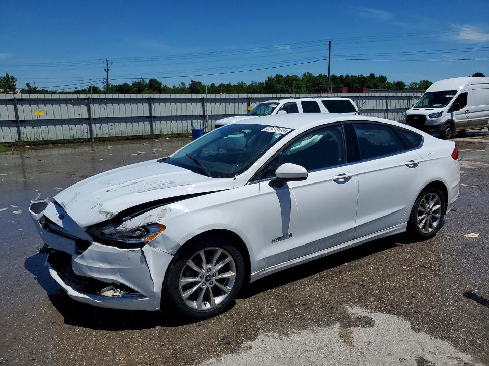 52171416 :رقم المزاد ، 3FA6P0LU0HR380964 vin ، 2017 Ford Fusion مزاد بيع