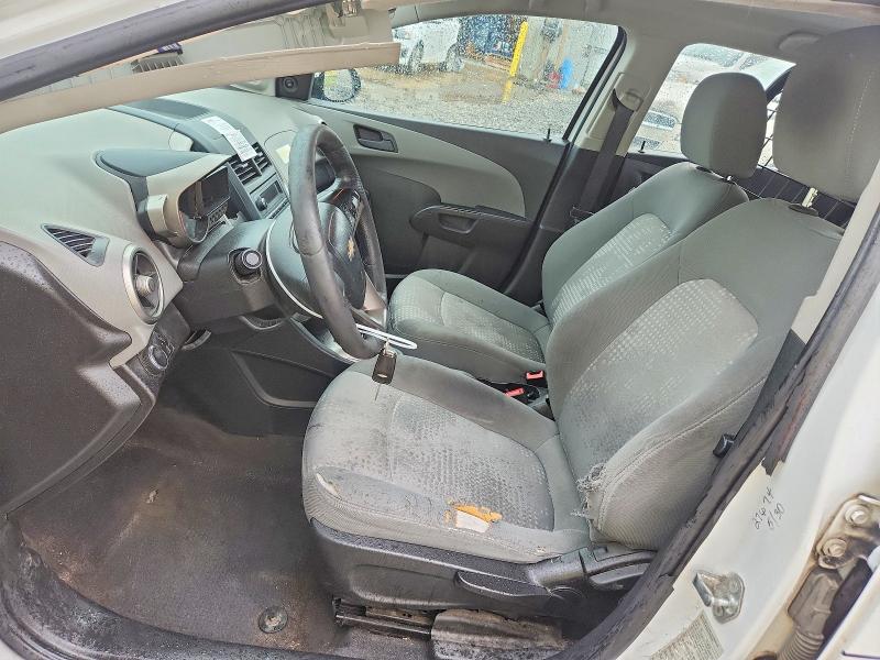 2015 Chevrolet Sonic მანქანა იყიდება აუქციონზე, vin: 1G1JA6SH0F4202127, აუქციონის ნომერი: 52694886