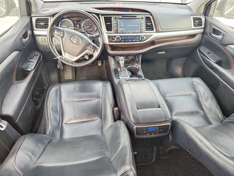 52530426 :رقم المزاد ، 5TDKZRFH8HS522724 vin ، 2017 Toyota Highlander مزاد بيع