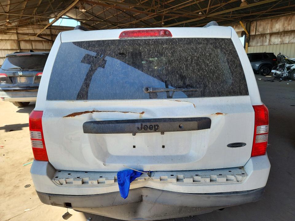 52903536 :رقم المزاد ، 1C4NJPBA7ED775123 vin ، 2014 Jeep Patriot مزاد بيع