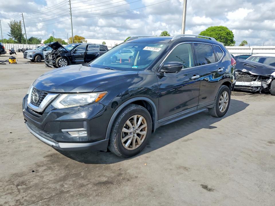 2018 Nissan Rogue მანქანა იყიდება აუქციონზე, vin: 5N1AT2MT3JC852110, აუქციონის ნომერი: 52727506