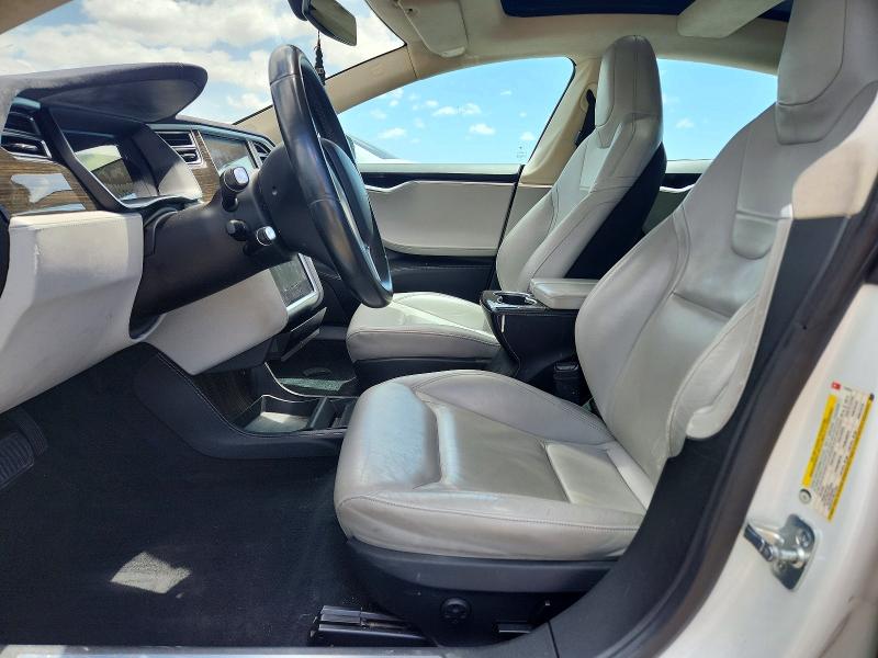 Продаж на аукціоні авто 2015 Tesla Model S, vin: 5YJSA1E28FF118930, номер лоту: 55302926