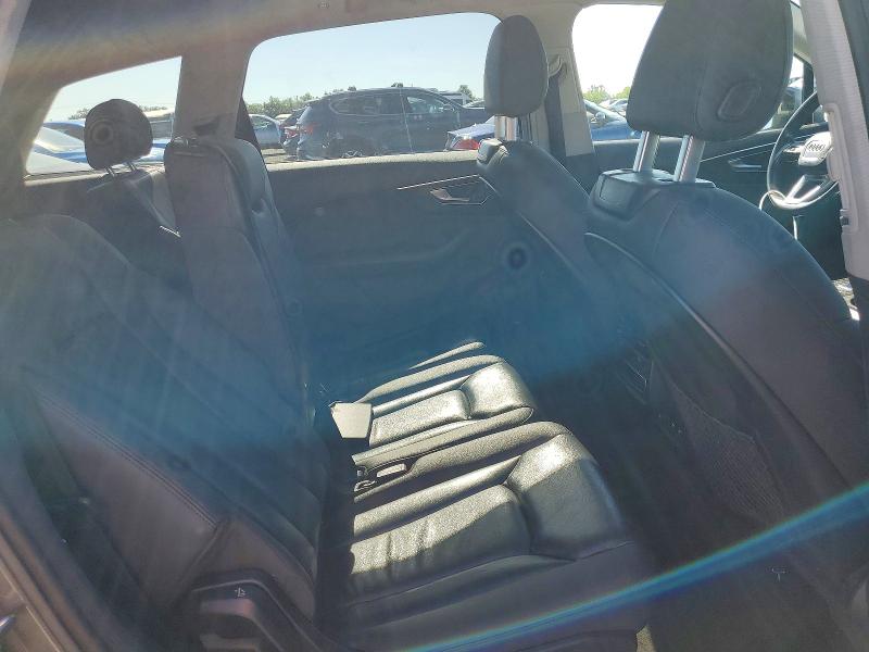 52436196 :رقم المزاد ، WA1LXAF7XLD002820 vin ، 2020 Audi Q7 مزاد بيع