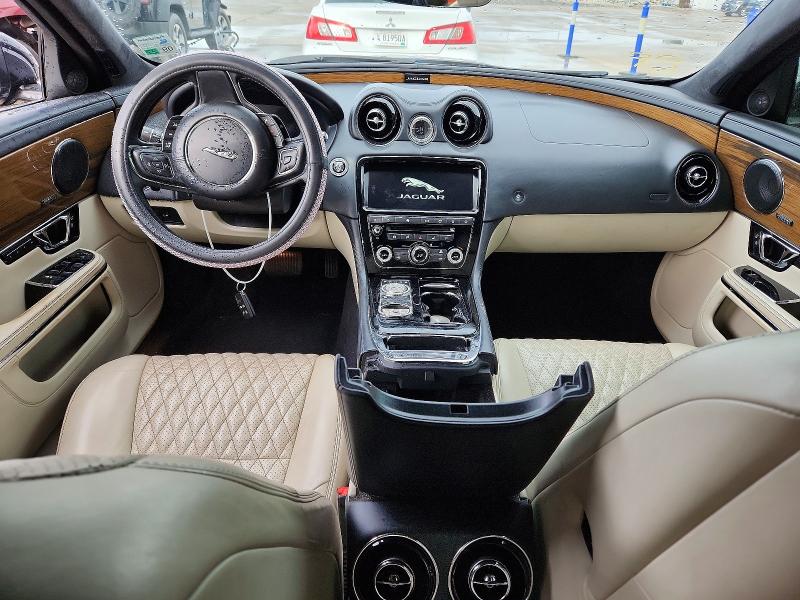 Aukcja sprzedaży 2018 Jaguar Xjl, vin: SAJWA2GE4JMW15733, numer aukcji: 54678256