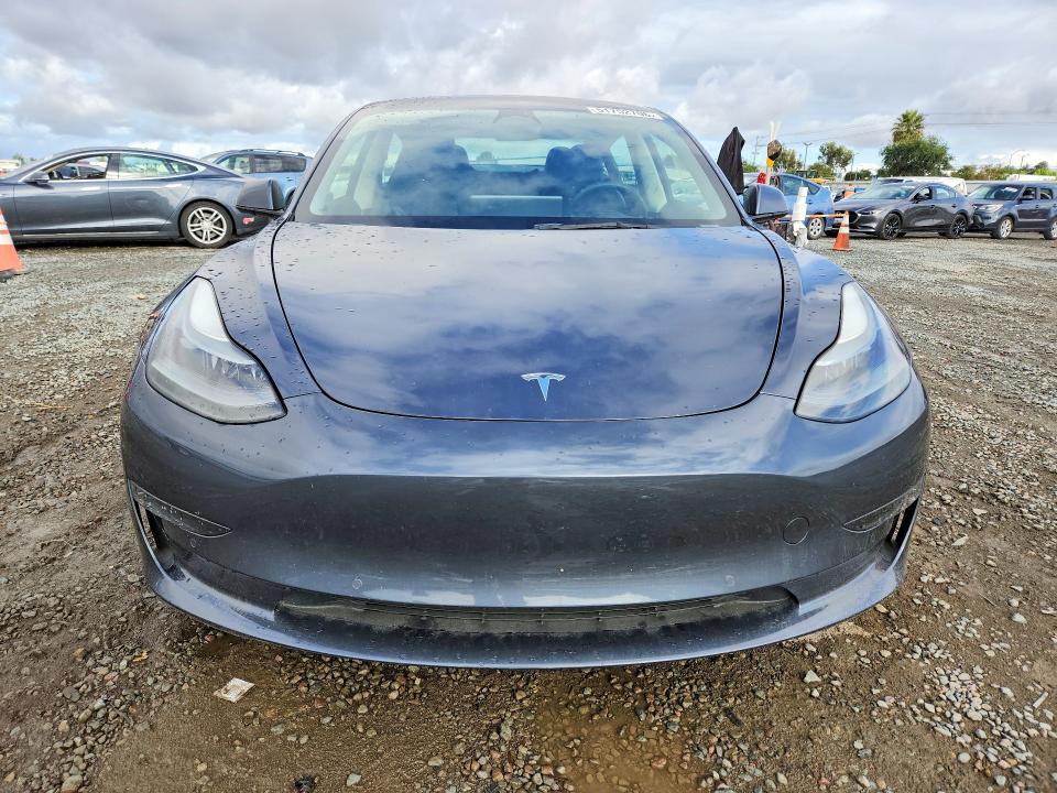 2022 Tesla Model 3 მანქანა იყიდება აუქციონზე, vin: 5YJ3E1EA4NF299071, აუქციონის ნომერი: 51752706