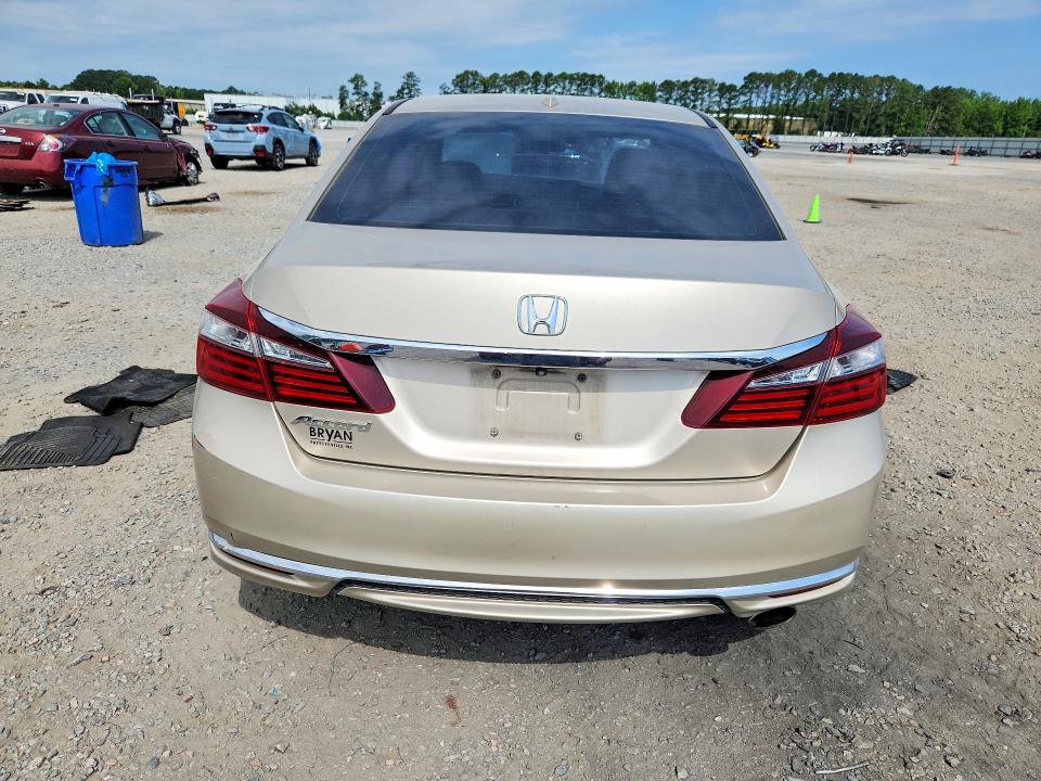54945556 :رقم المزاد ، 1HGCR2F9XHA187436 vin ، 2017 Honda Accord مزاد بيع