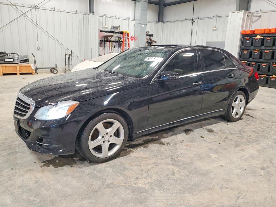 52718716 :رقم المزاد ، WDDHF8JB2EA895692 vin ، 2014 Mercedes-benz E مزاد بيع