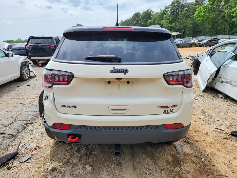 52152546 :رقم المزاد ، 3C4NJDDB3KT723191 vin ، 2019 Jeep Compass مزاد بيع