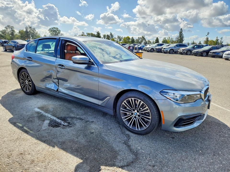 2020 Bmw 530e მანქანა იყიდება აუქციონზე, vin: WBAJA9C0XLCD72840, აუქციონის ნომერი: 55066306