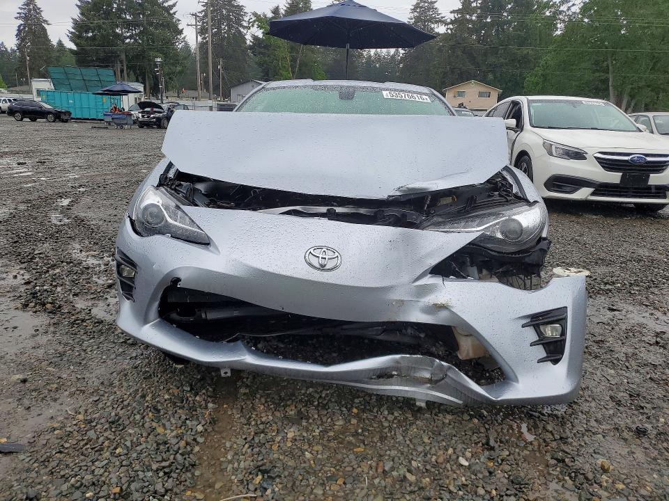 53576616 :رقم المزاد ، JF1ZNAE17J9701797 vin ، 2018 Toyota 86 مزاد بيع