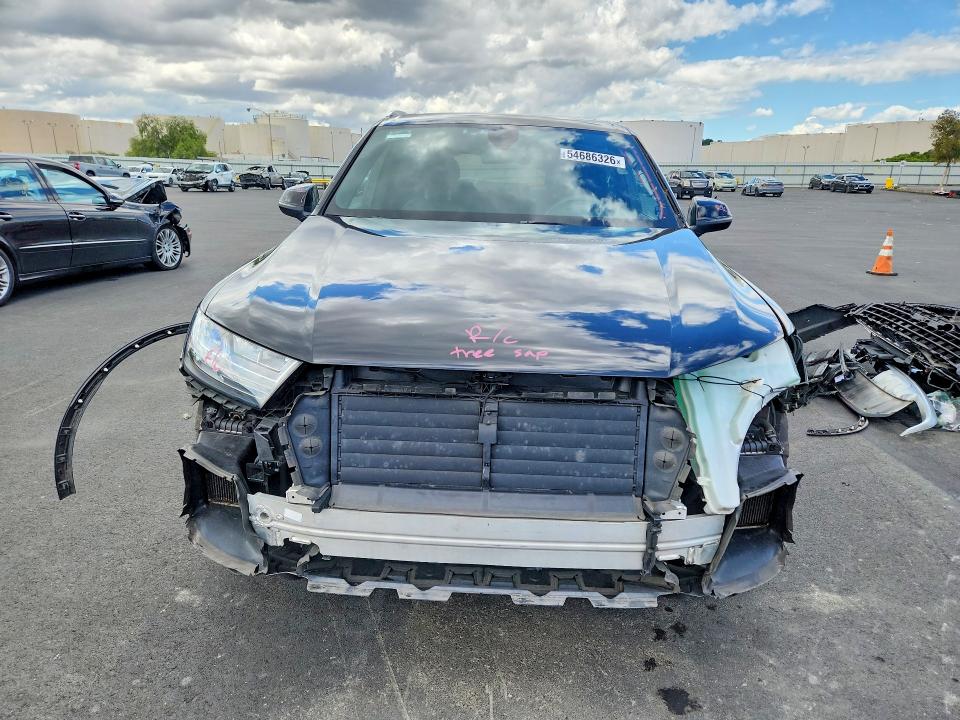 Продажа на аукционе авто 2017 Audi Q7, vin: WA1VAAF71HD053754, номер лота: 54686326