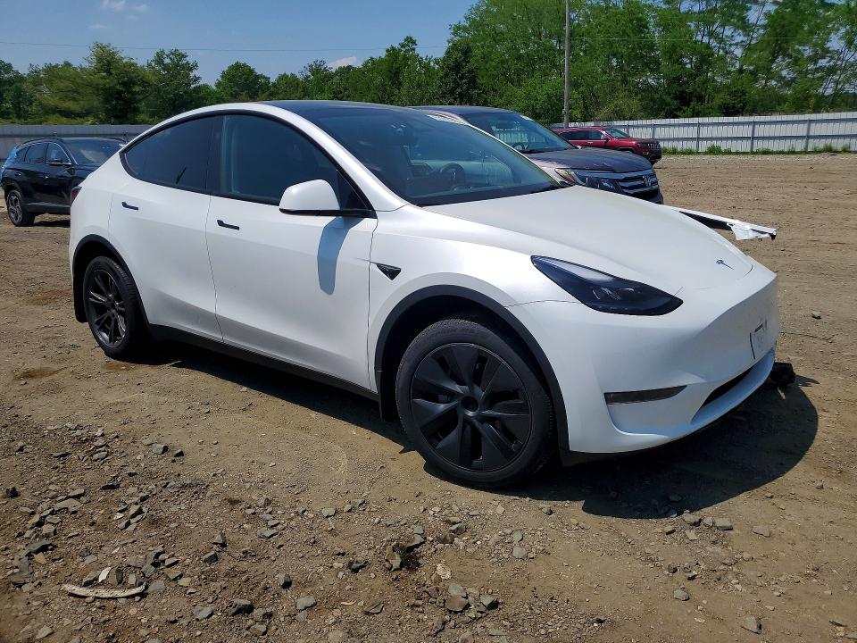 2024 Tesla Model Y მანქანა იყიდება აუქციონზე, vin: 7SAYGDEE1RA322252, აუქციონის ნომერი: 53592246