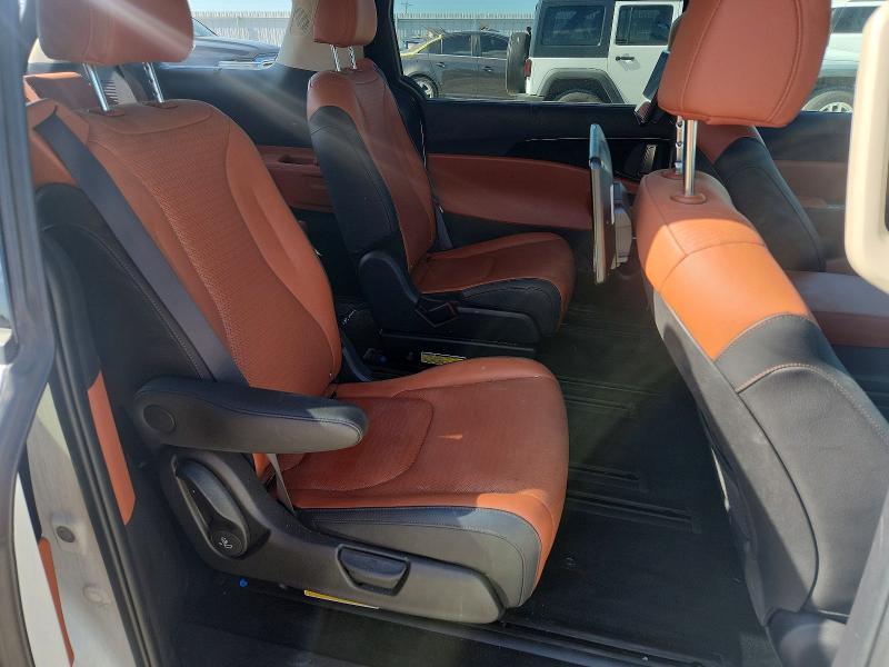2024 Kia Carnival მანქანა იყიდება აუქციონზე, vin: KNDNE5H34R6414606, აუქციონის ნომერი: 53228326