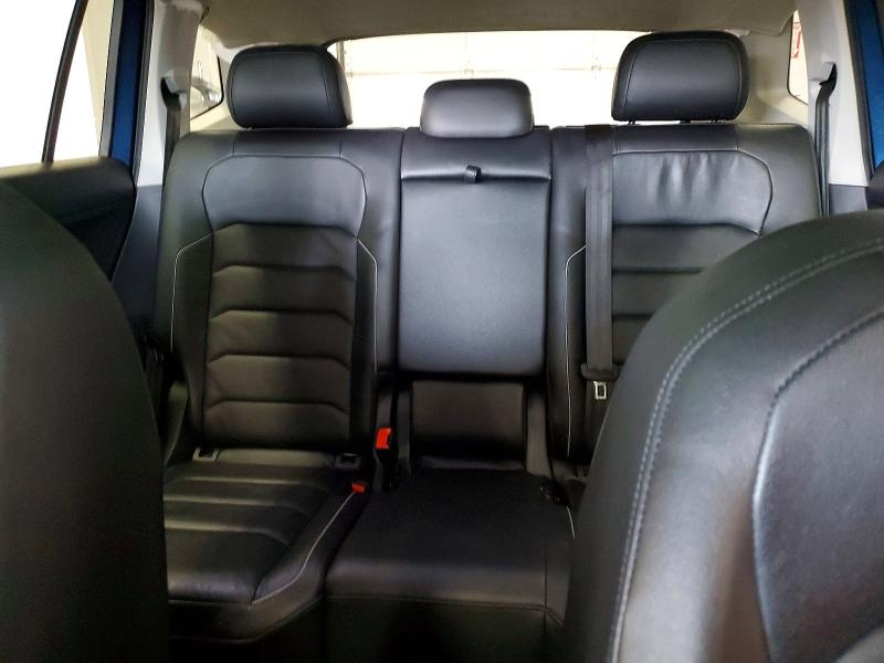 53934126 :رقم المزاد ، 3VV4B7AXXJM016125 vin ، 2018 Volkswagen Tiguan مزاد بيع
