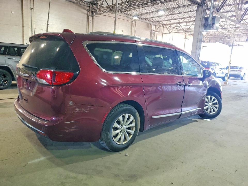 Продаж на аукціоні авто 2019 Chrysler Pacifica, vin: 2C4RC1BG0KR685379, номер лоту: 53179516