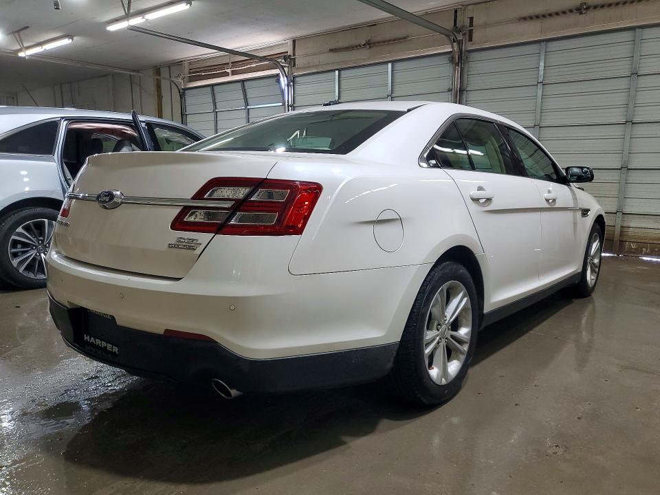 Продажа на аукционе авто 2016 Ford Taurus, vin: 1FAHP2E82GG140079, номер лота: 53015396