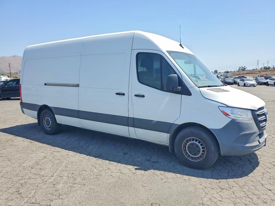 54453936 :رقم المزاد ، W1Y4ECHY5NT081223 vin ، 2022 Mercedes Benz Sprinter مزاد بيع