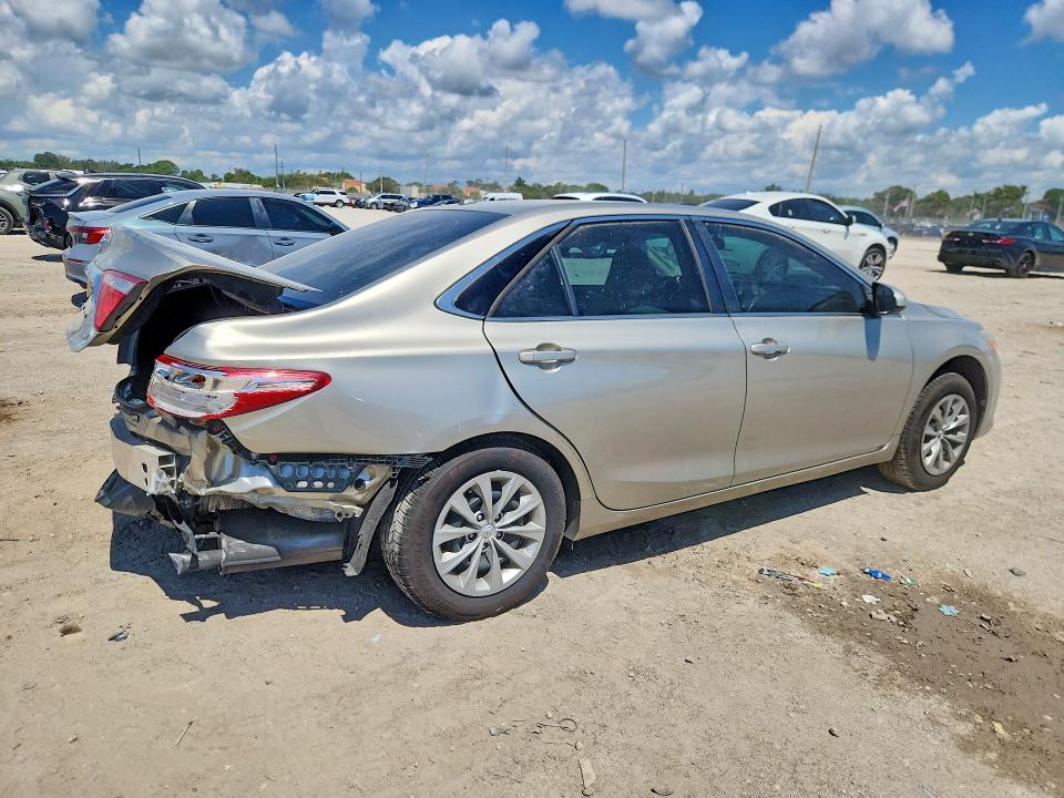 Aukcja sprzedaży 2017 Toyota Camry, vin: 4T1BF1FK3HU403833, numer aukcji: 53660876