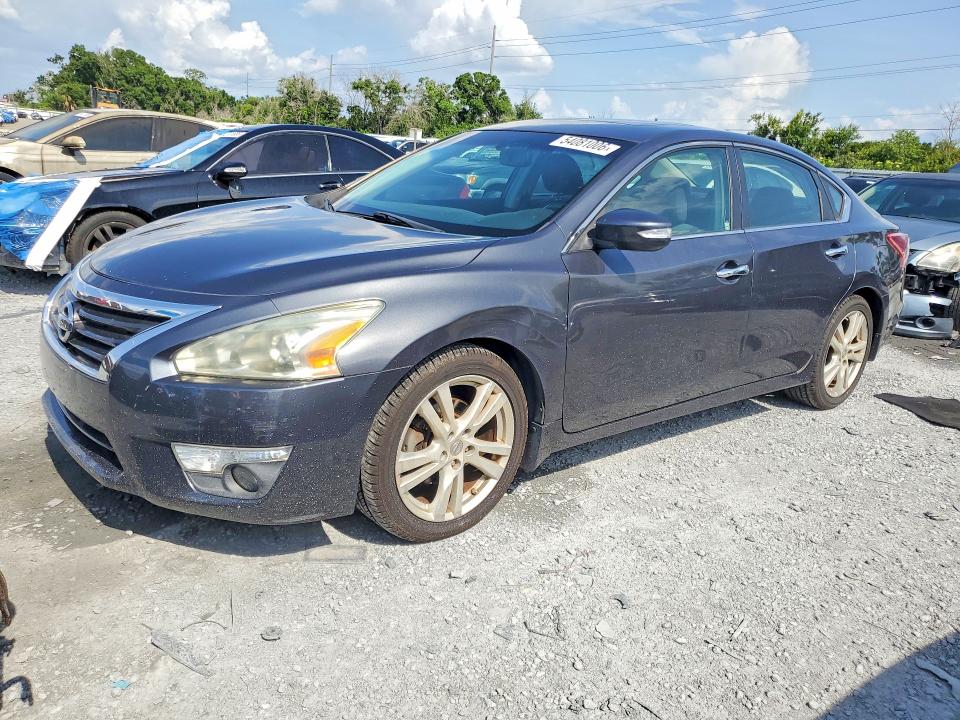 Auction sale of the 2013 Nissan Altima, vin: 1N4BL3AP3DC191615, lot number: 54081006