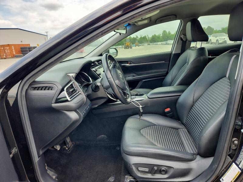 54321376 :رقم المزاد ، JTNB11HK7J3025863 vin ، 2018 Toyota Camry مزاد بيع
