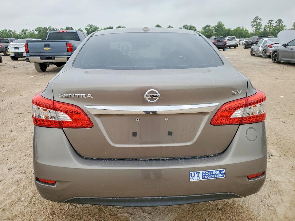 Aukcja sprzedaży 2015 Nissan Sentra, vin: 3N1AB7APXFY274312, numer aukcji: 52951966
