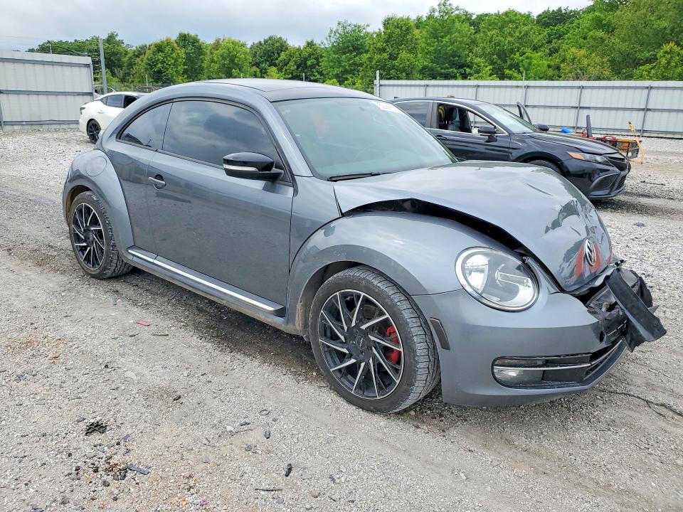 52381776 :رقم المزاد ، 3VWVA7AT5CM608714 vin ، 2012 Volkswagen Beetle مزاد بيع