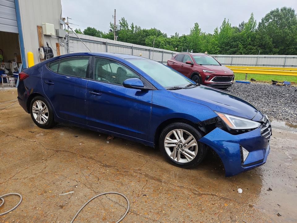 54409566 :رقم المزاد ، 5NPD84LF6KH469617 vin ، 2019 Hyundai Elantra مزاد بيع