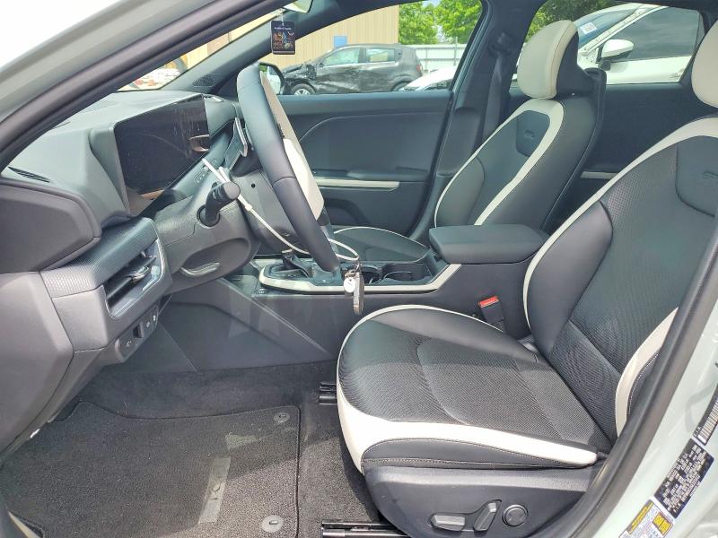 Продажа на аукционе авто 2025 Kia K4, vin: 3KPFW4DC5SE221012, номер лота: 52993796