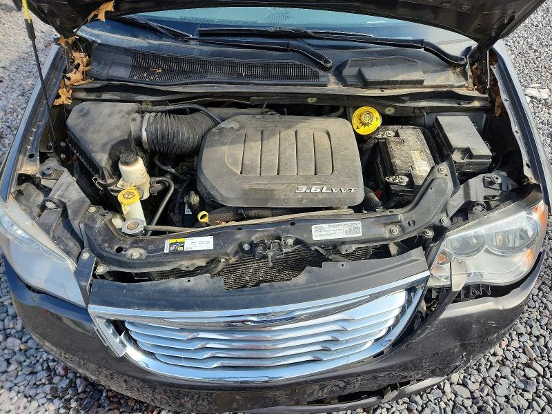 2016 Chrysler Town & Country მანქანა იყიდება აუქციონზე, vin: 2C4RC1BG0GR295633, აუქციონის ნომერი: 53632756