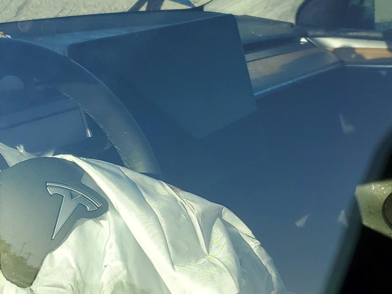 53924836 :رقم المزاد ، 7SAYGDEE6PF634812 vin ، 2023 Tesla Model Y مزاد بيع