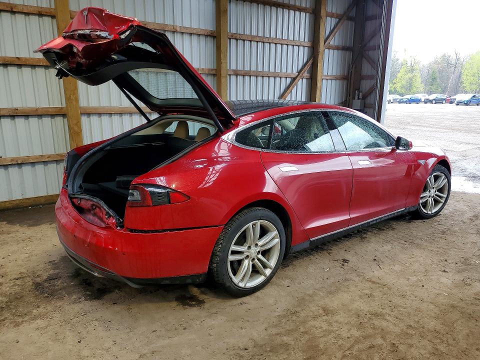 Продажа на аукционе авто 2014 Tesla Model S, vin: 5YJSA1H16EFP60564, номер лота: 52736826
