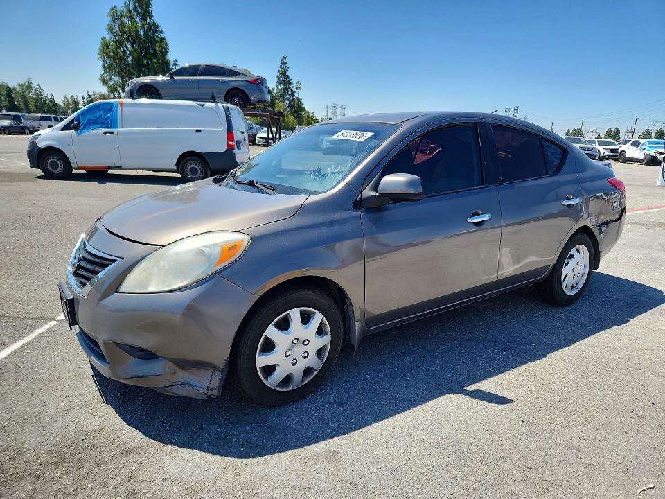 2013 Nissan Versa მანქანა იყიდება აუქციონზე, vin: 3N1CN7AP8DL892979, აუქციონის ნომერი: 54353606