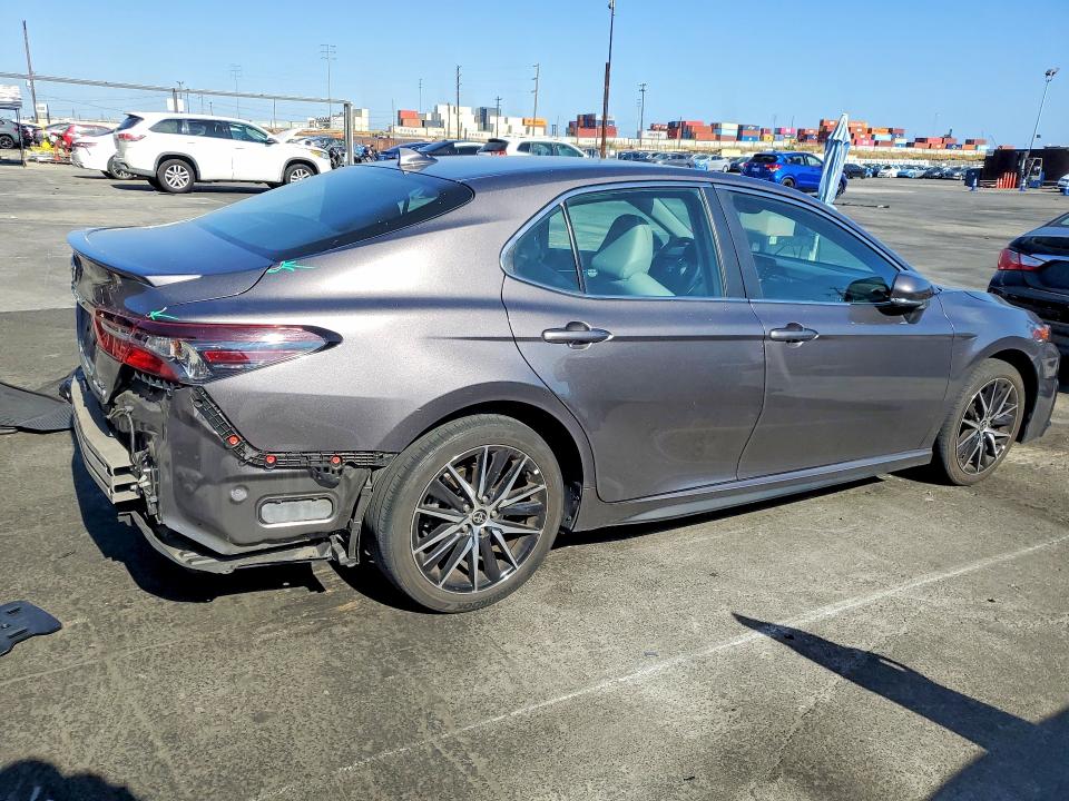 Продаж на аукціоні авто 2022 Toyota Camry Hybrid, vin: 4T1G31AKXNU594796, номер лоту: 53595056