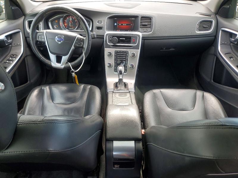 2018 Volvo S60 მანქანა იყიდება აუქციონზე, vin: LYV402TKXJB174107, აუქციონის ნომერი: 53235366