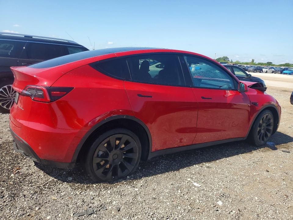 51960066 :رقم المزاد ، 7SAYGDEE5NF480090 vin ، 2022 Tesla Model Y مزاد بيع