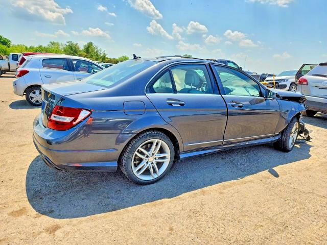 53777856 :رقم المزاد ، WDDGF8AB1DA885469 vin ، 2013 Mercedes-benz C مزاد بيع